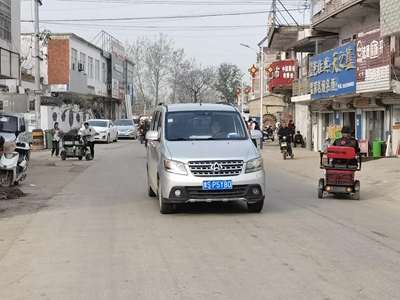 固始县徐集镇：“骑路”市场巧“搬家”(图5)