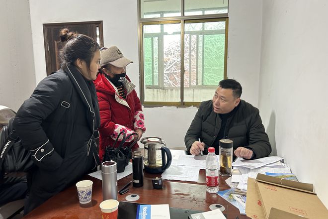 湖南衡阳：太阳照在湘江河上(图1)