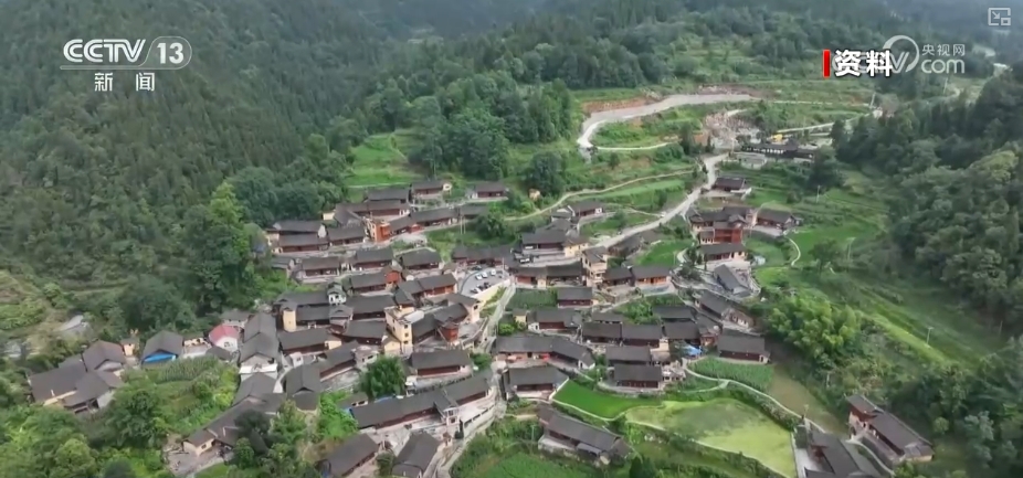 一村富带动连片兴万人搬迁小镇蝶变稳住百姓好日子(图3)