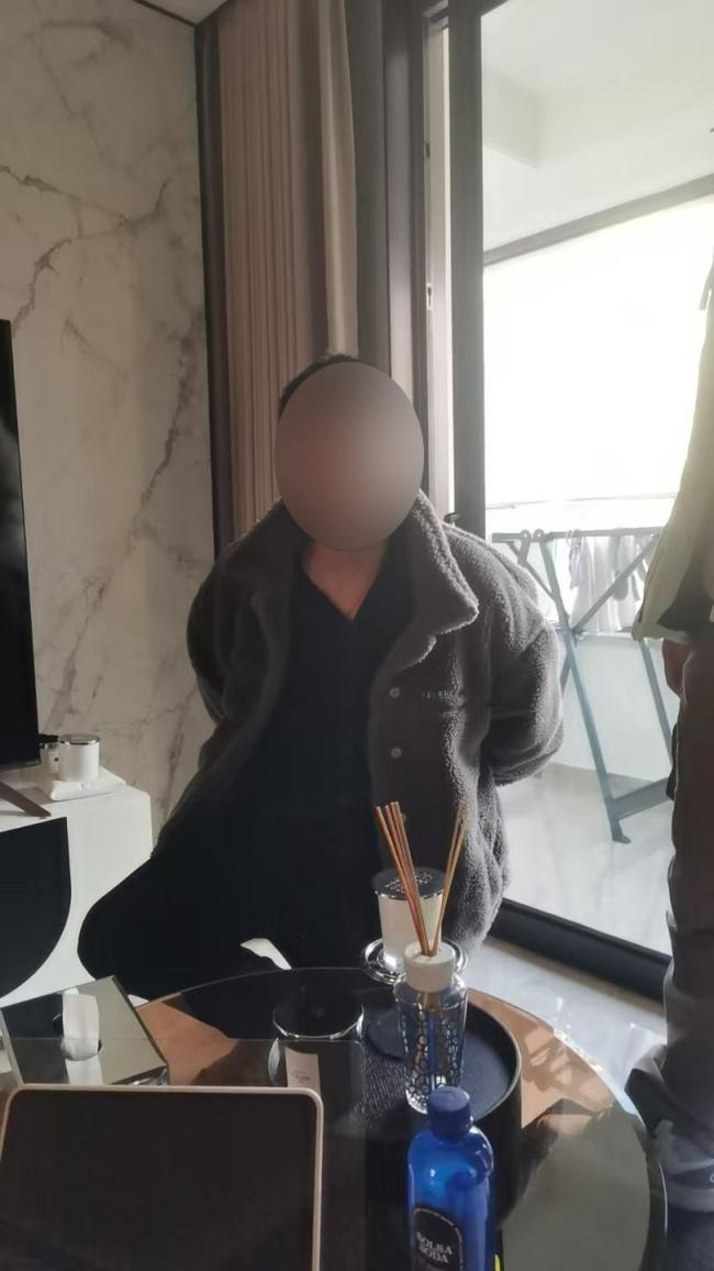 乔迁新居好友顺走230万的名表搬家现场暗藏玄机(图3)