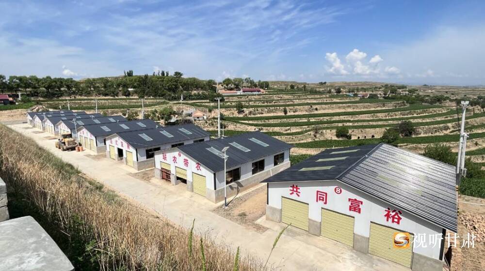 搬出“忧居”住进“幸福”——平凉市崆峒区：生态搬迁绘就安居新图景(图2)