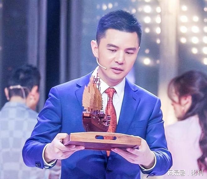 主持人赵普现状：身家过亿是400万粉丝网红53岁还是那么帅(图14)
